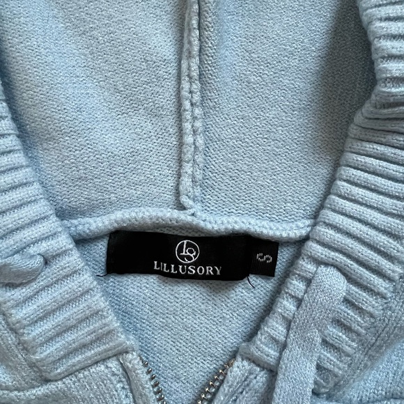 Lillusory 2-Piece Sweater Set Size Small - Picture 4 of 7